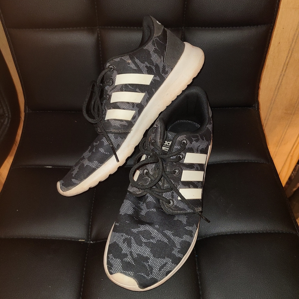 Adidas Cloudfoam Sneakers